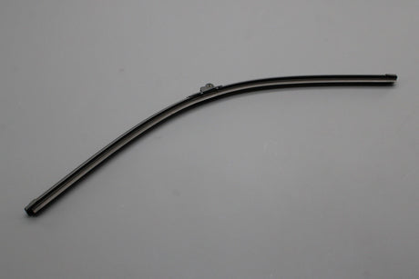 VW Touareg 2003-2010 RHD front windscreen wiper blade (x1) 7L0955425M