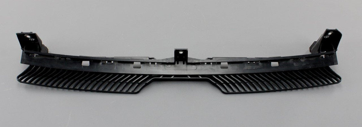VW Tiguan 2016-21 front bumper panel support bracket 5NA805705H, view 1