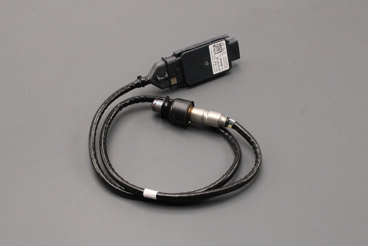 Audi Q3 2019-on Skoda Kodiaq 2.0 TDI NOx sensor (post-cat) 04L907807GN, view 1