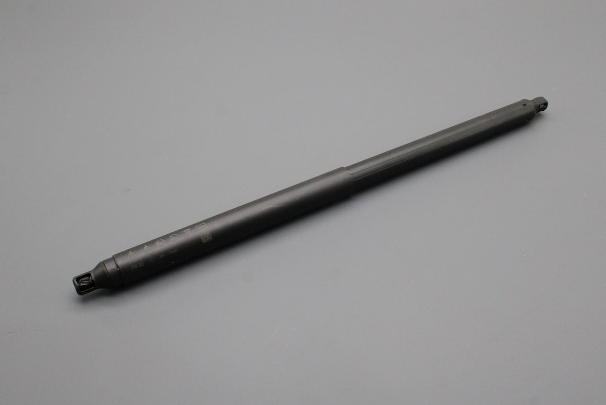 Skoda Superb Estate 15-24 tailgate boot lid gas strut (right) 3V9827552A, view 1