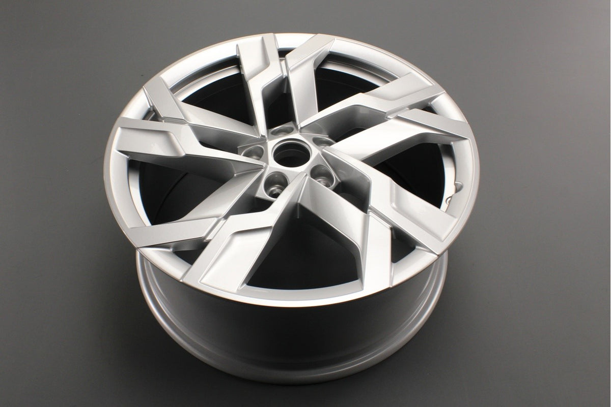 Skoda Karoq 2018-on 19" SAGITARIUS alloy wheel (19x8J ET45) 57A601025AE, view 1