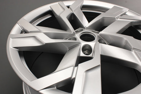 Skoda Karoq 2018-on 19" SAGITARIUS alloy wheel (19x8J ET45) 57A601025AE