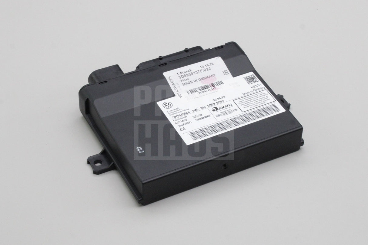 VW Touareg 2007-2010 Kessy control unit 3D0909137F 02J