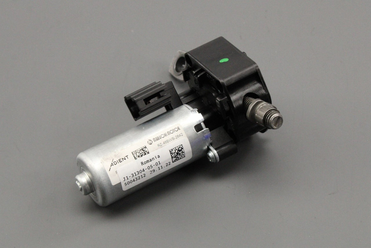Volvo XC40 EX40 C40 EC40 2018-on RHD seat motor (front right) 32206576 ...