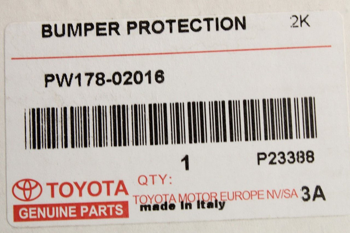 Toyota Corolla bumper protector (rear) PW178-02016