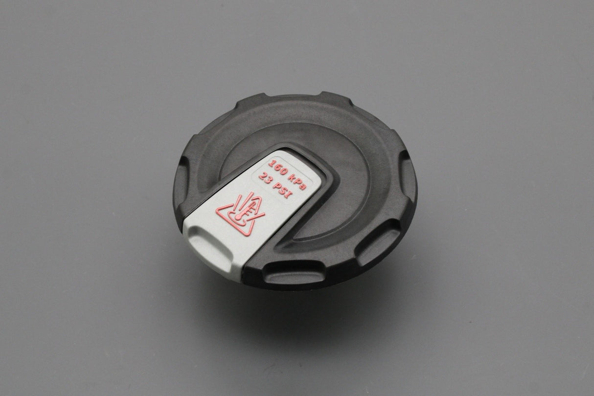 Audi RS4 RS5 RS6 RS7 Q7 VW Touareg expansion tank screw cap 4M0121321Q
