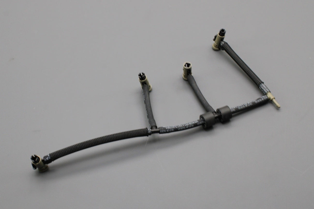VW Golf Audi A3 Q2 SEAT Skoda 1.6 TDI injector return line 04L130235T