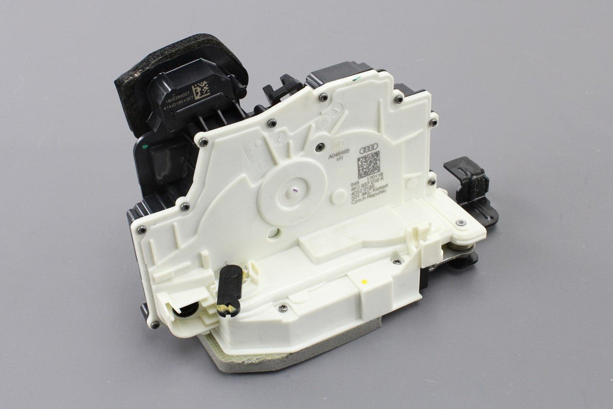 Audi A6 A7 Q8 E-Tron RS6 RS7 RSQ8 front door lock (right) 4K2837016K, view 1