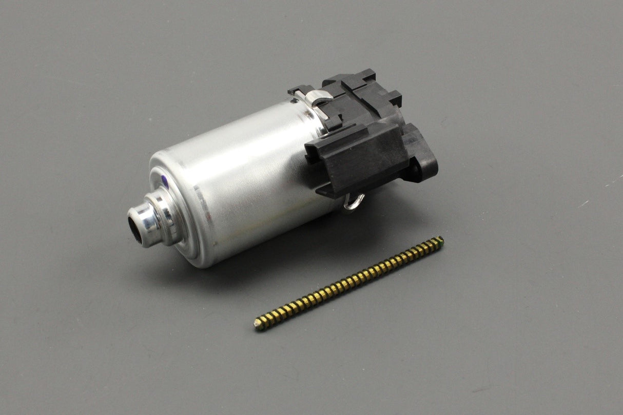 Volvo XC40 EX40 C40 EC40 2018-on RHD seat motor (front) 32288793