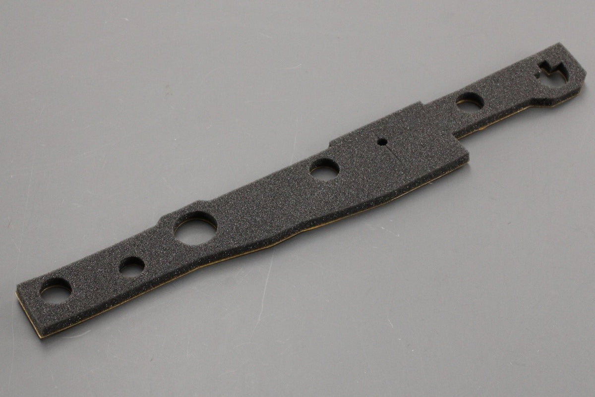Land Rover discovery 3 4 2005-16 rear boot door handle gasket DRK100041, view 1