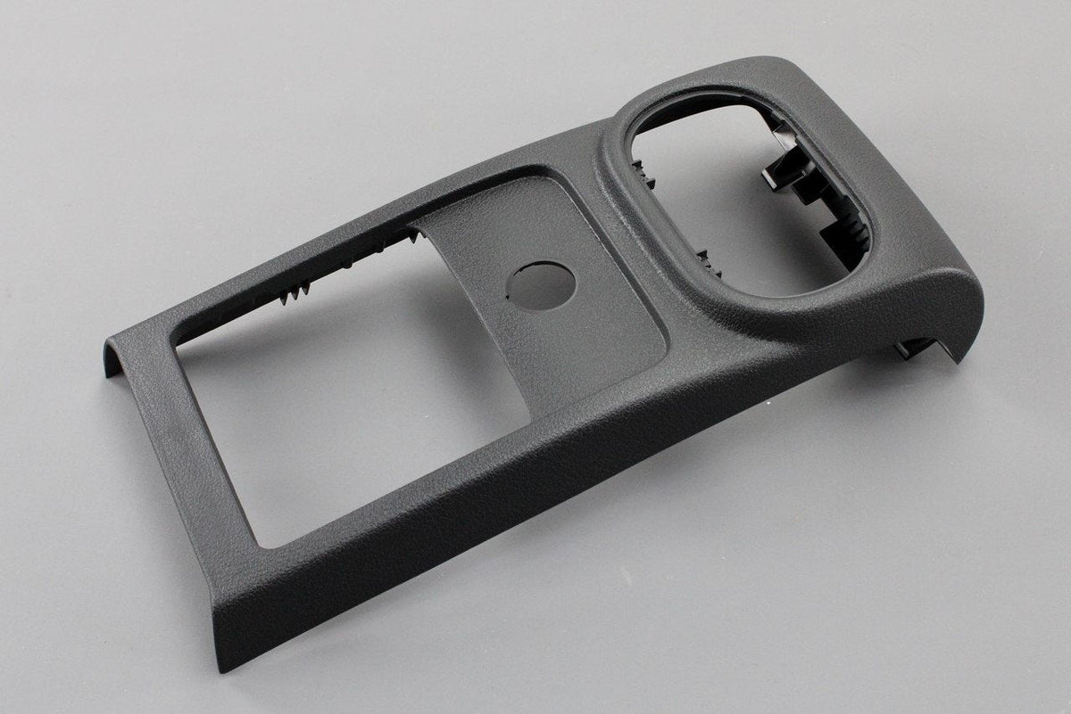 VW Tiguan 2008-16 centre console armrest rear frame trim 5N0863289D 82V, view 1