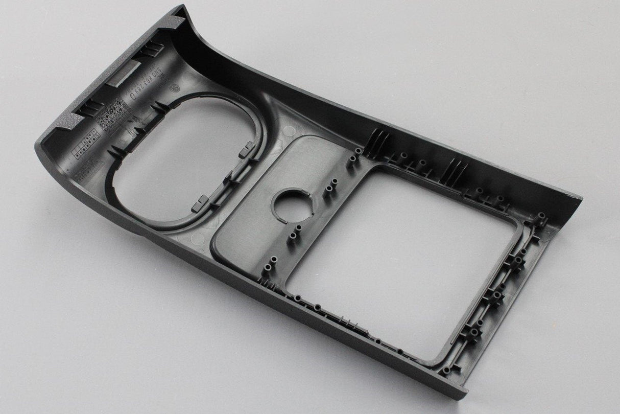 VW Tiguan 2008-16 centre console armrest rear frame trim 5N0863289D 82V