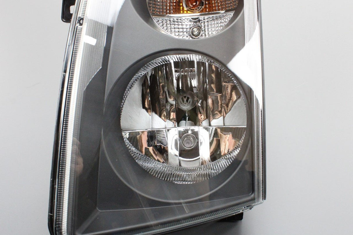 VW Crafter 2006-2016 LHD halogen headlight (front left) 2E1941015