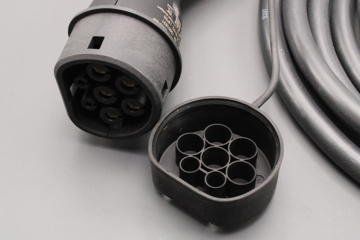 VW Crafter ID.Buzz Tiguan Golf public charging station cable 000054412BM