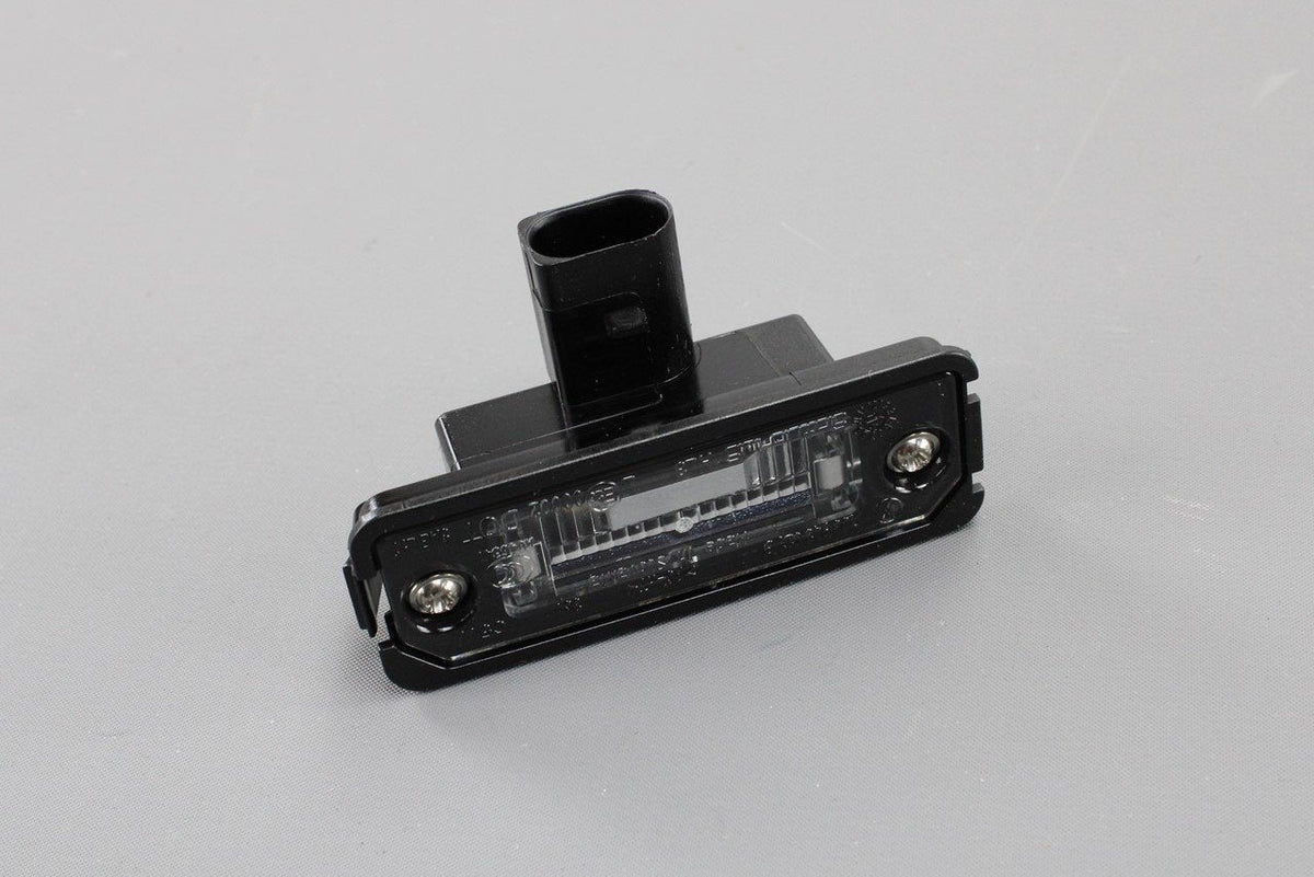 VW Golf MK4 Lupo Beetle Polo Phaeton number plate light 1J6943021B, view 1