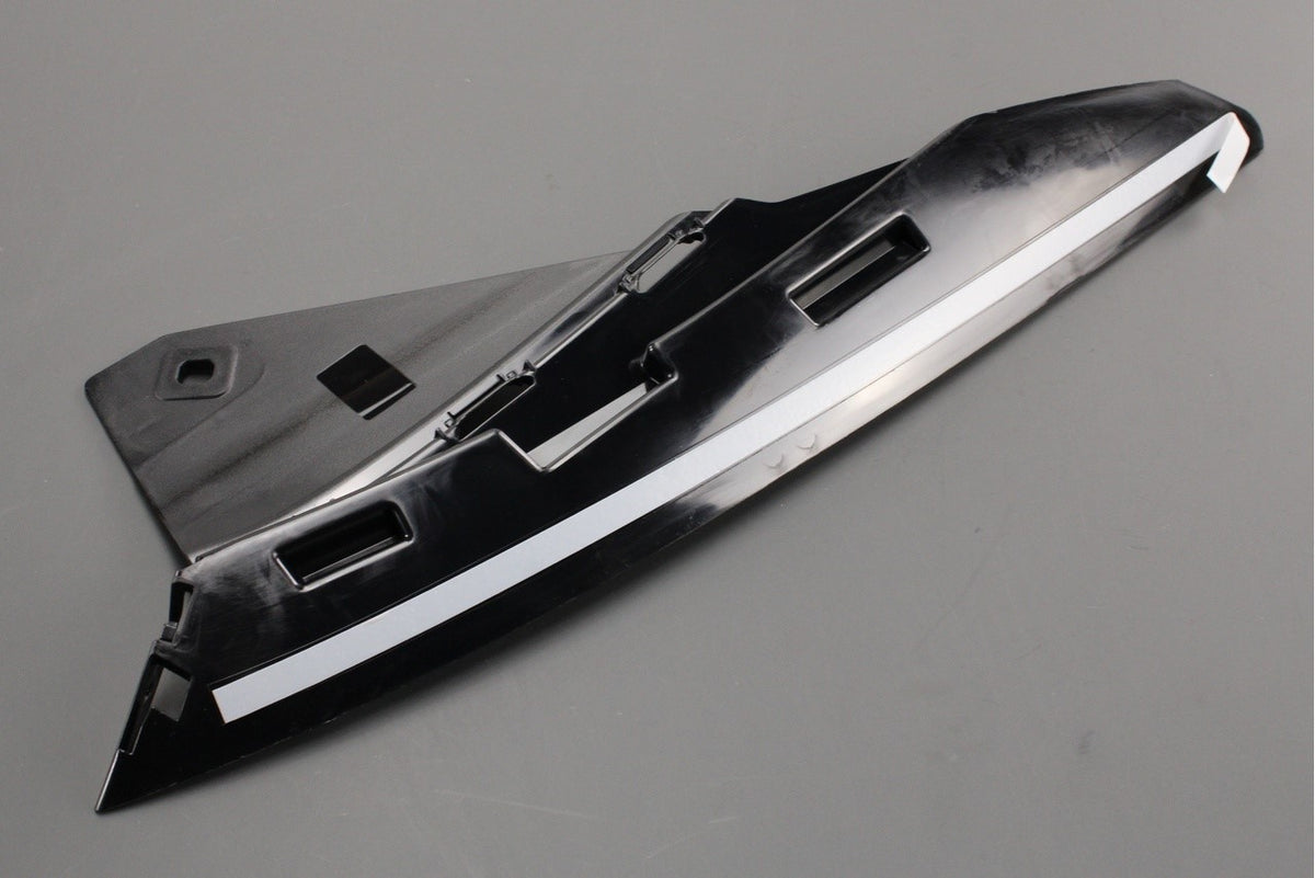 Mercedes-Benz A-Class W177 bumper guide (front right) A177885960265, view 1