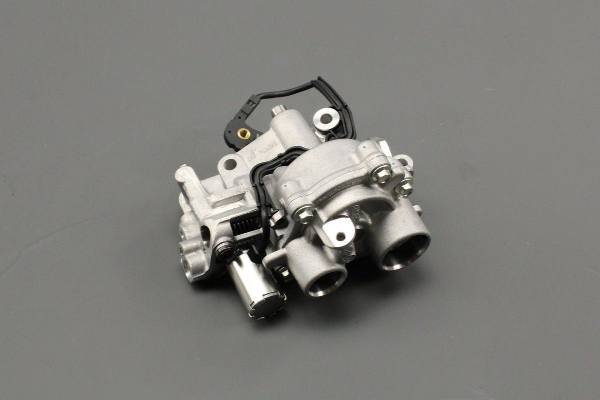 Land Rover Discovery 4/5 Range Rover Sport Velar 10-on oil pump LR098386, view 1