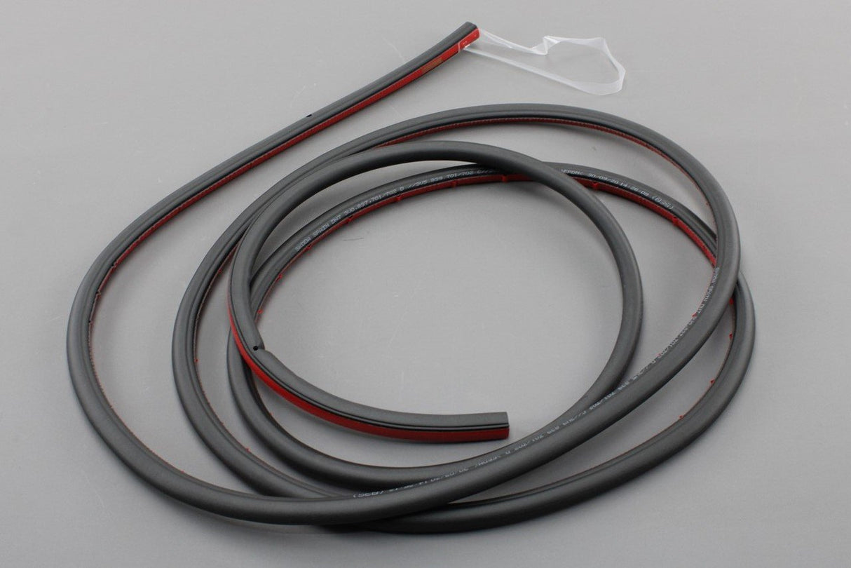Skoda Superb 3V 2015-Onward front outer door seal (right) 3V0837702D 5AP