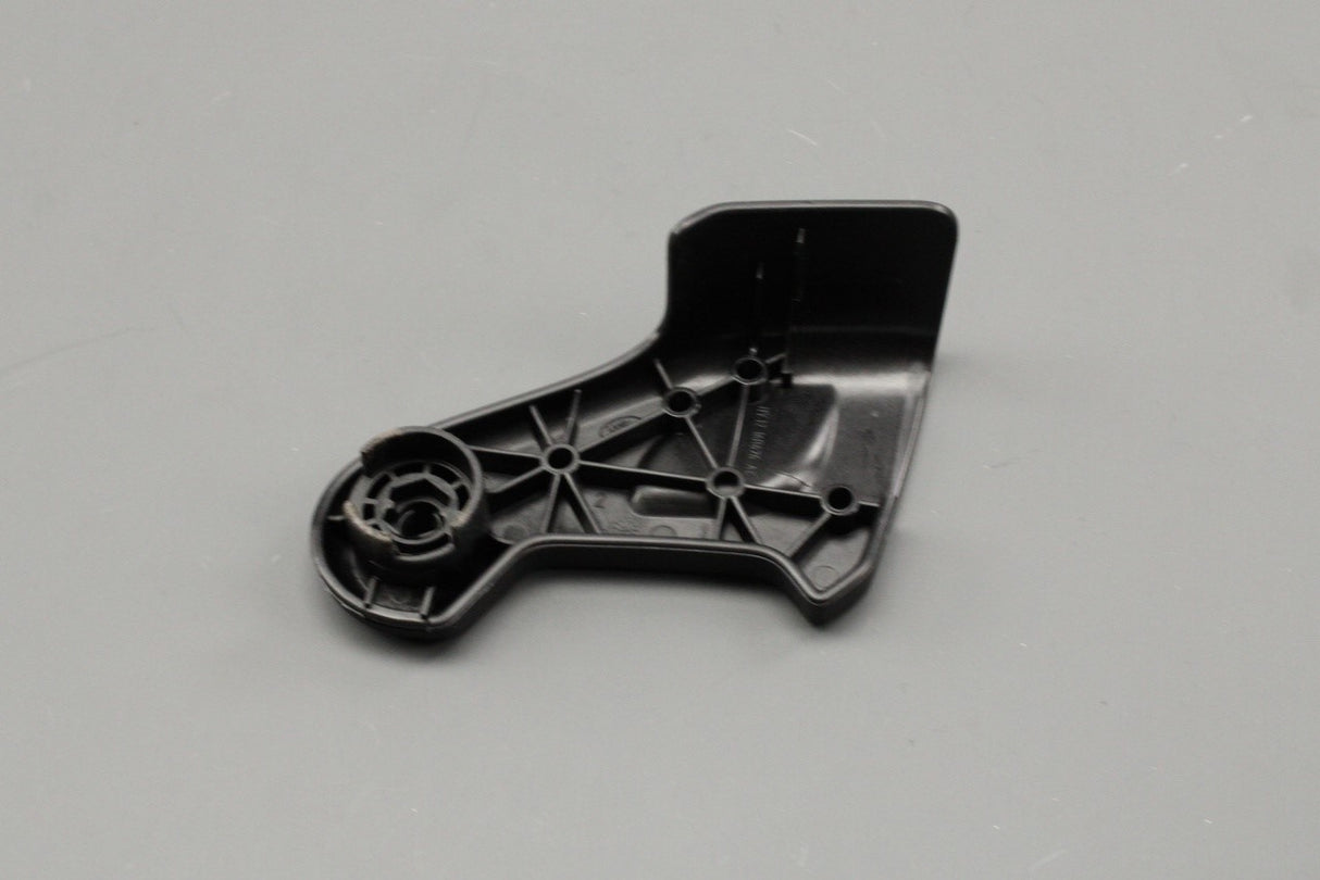 Land Rover Discovery 5 2017-on bonnet release lever LR083192