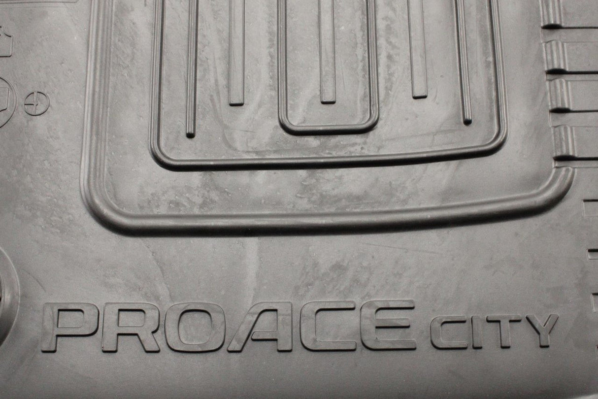 Toyota Proace rubber floor mats (front) PZ4L1-H535B