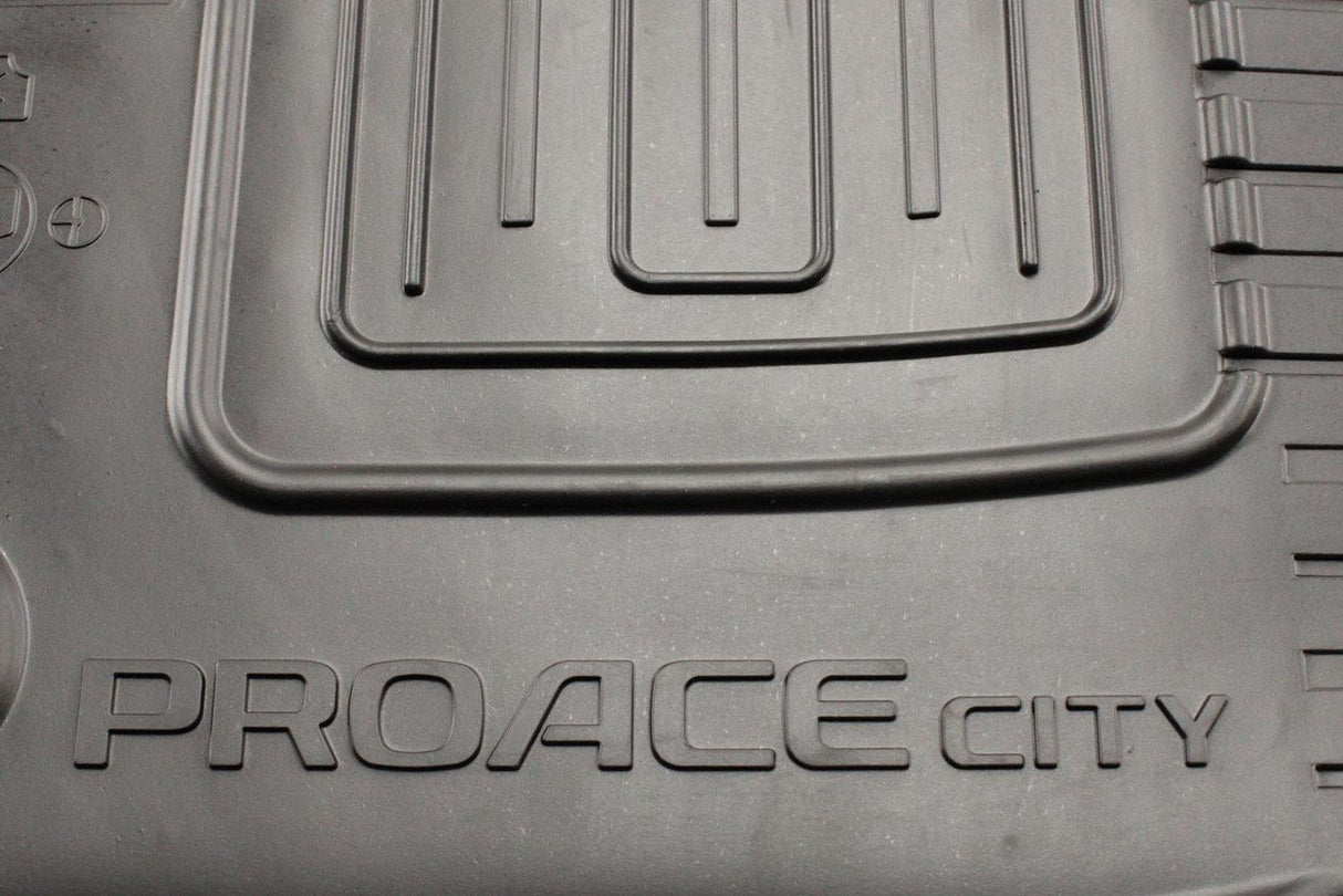 Toyota Proace City rubber floor mats (front) PZ4L1-H5351