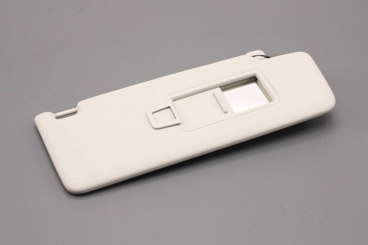 Skoda Kodiaq 2024-on illuminated sun visor (right) 571857552A SX4