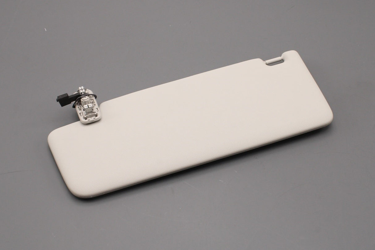 Skoda Kodiaq 2024-on illuminated sun visor (right) 571857552A SX4