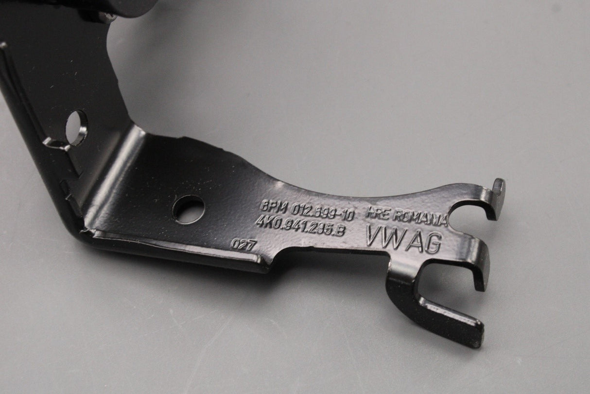 Audi A6 RS6 A7 Q5 front suspension height level sensor (left) 4K0941285B