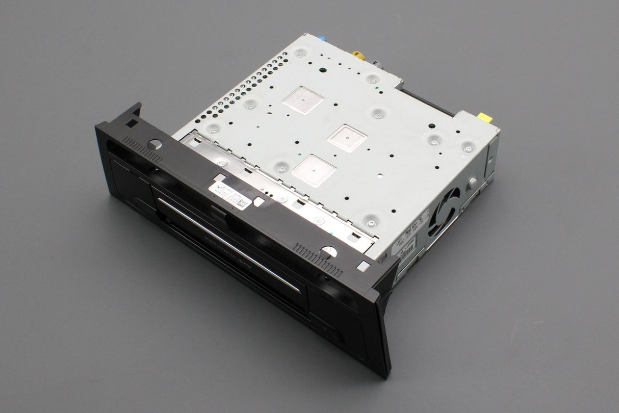 A4 S4 RS4 A5 S5 RS5 Q5 RHD multimedia MMI control unit 8R2035670L