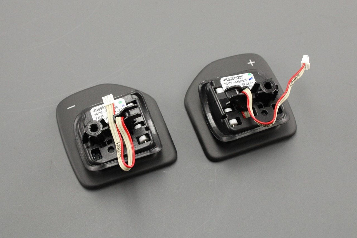 Audi SEAT tiptronic DSG steering wheel gear shift paddles 4H0951523E 5PR