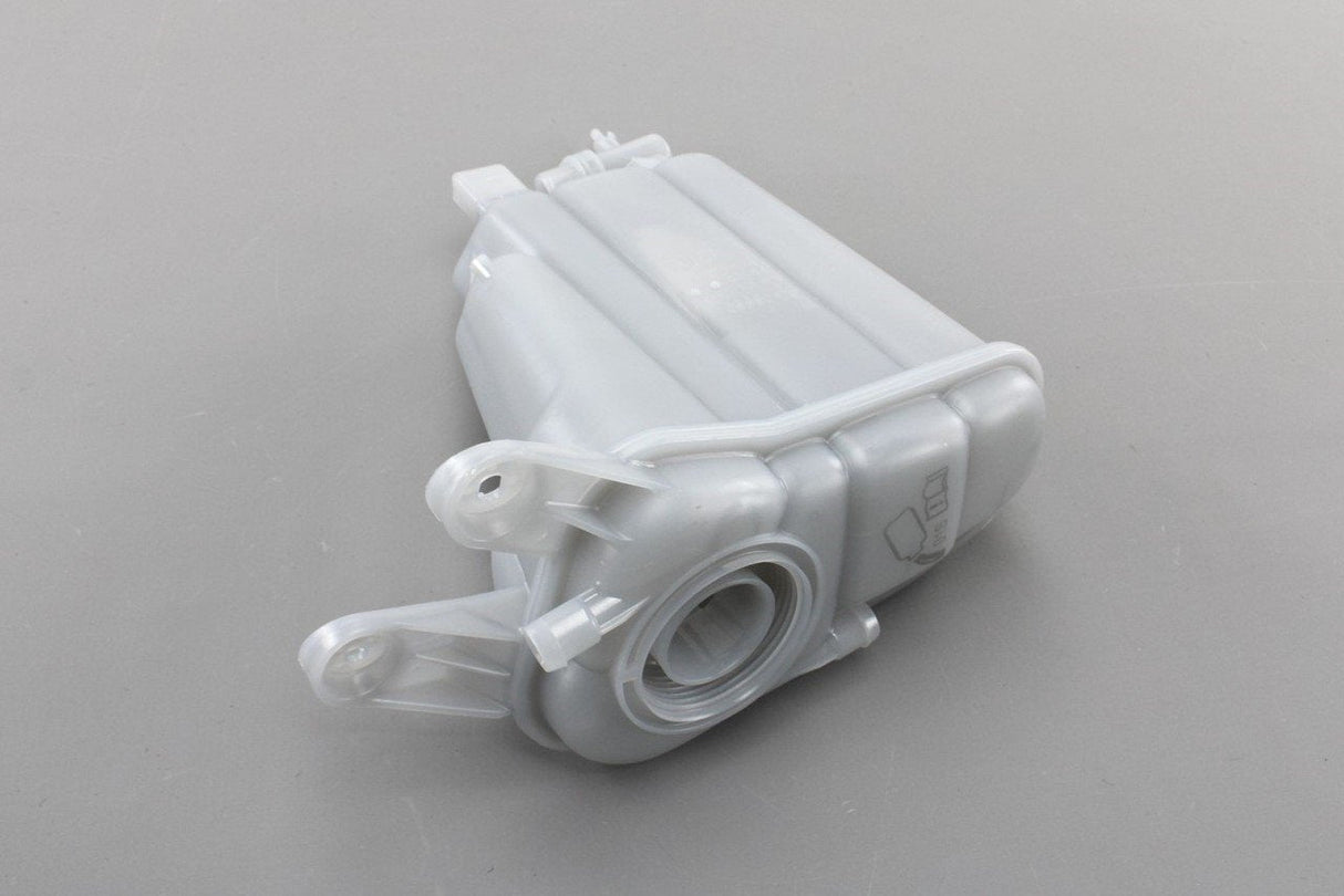 Audi A5 A4 Q5 coolant expansion tank reservoir 8K0121403AC