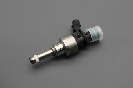 Audi RS3 11-13 RSQ3 14-18 TTRS 10-14 2.5 TFSI fuel injector 07K906031L