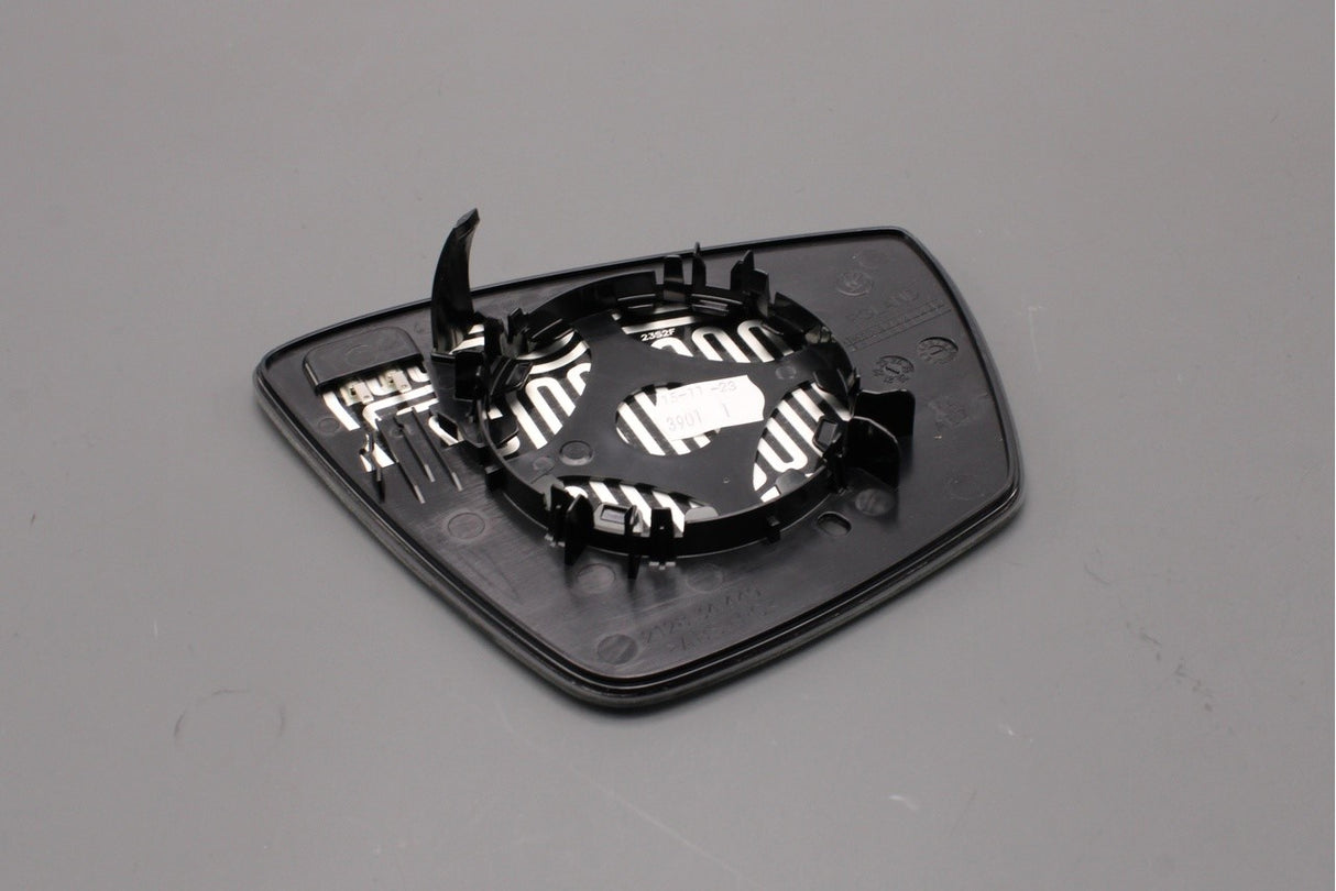 Skoda Kodiaq Karoq heated wing mirror glass (left) 565857521