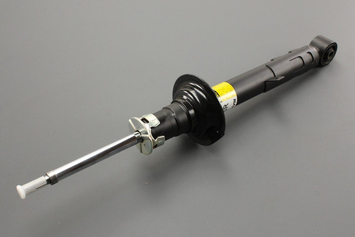 Lexus GS450H 2006-2011 shock absorber (front right) 48510-80433, view 1