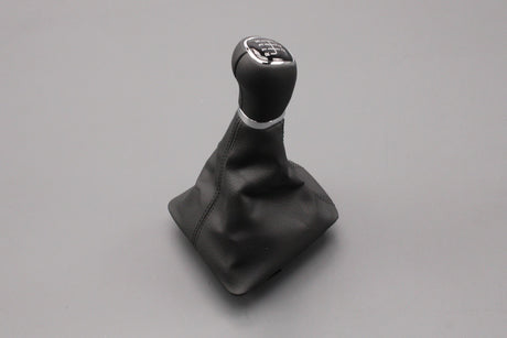 Skoda Octavia 20-on manual gearstick knob with gaiter 5E8711113D WZI