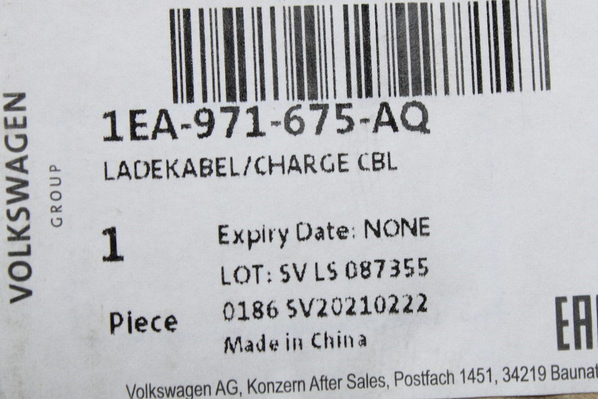 VW ID.3 ID.4 Skoda Octavia SEAT mains socket charging cable 1EA971675AQ