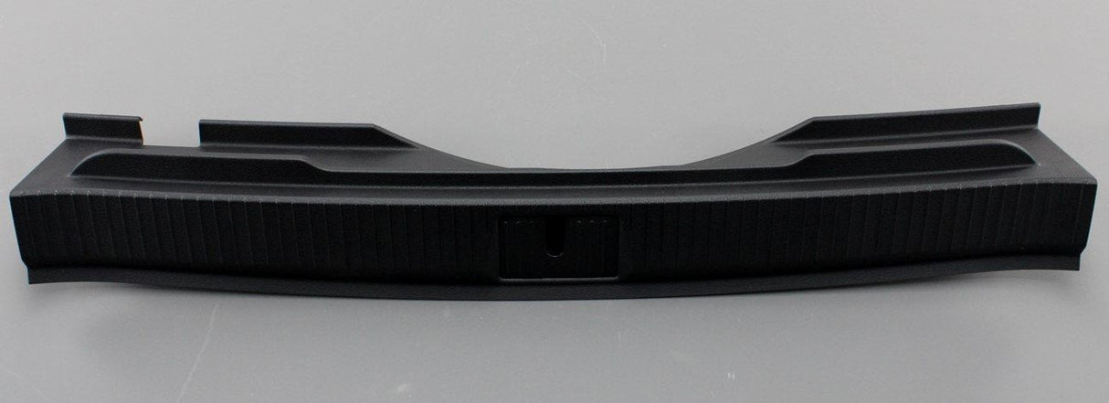 VW Passat B8 Estate rear boot lid load edge cover trim 3G9863459 82V