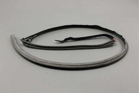 Audi Q7 2016-on sill panel seal (left) 4M0839119D