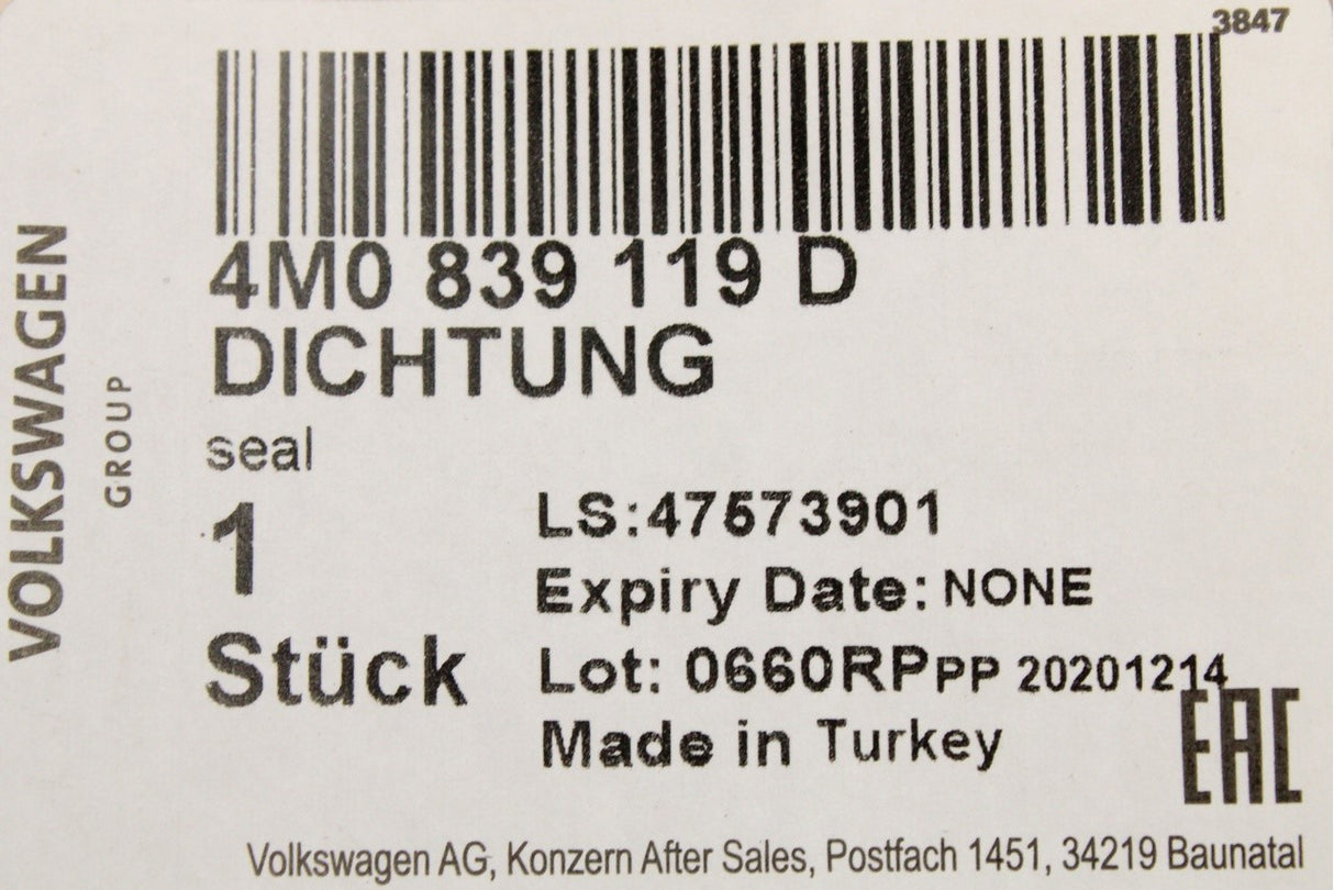 Audi Q7 2016-on sill panel seal (left) 4M0839119D