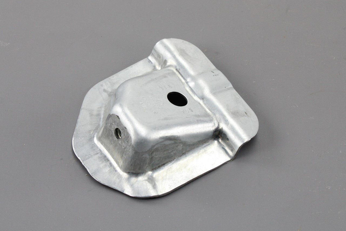 VW Audi SEAT Golf MK5/6 A3 S3 RS3 floor pan bracket 1K0804332