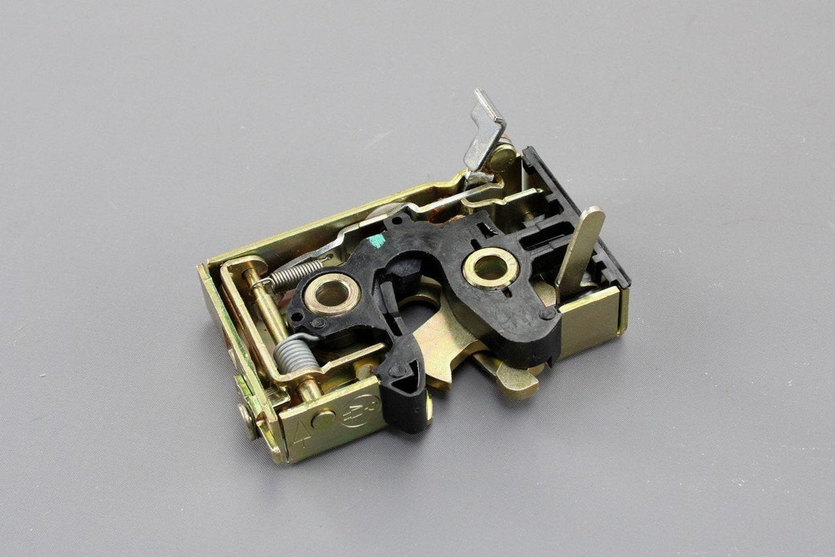 VW Golf MK1 MK2 Jetta Passat door lock latch (right rear) 327839016B, view 1