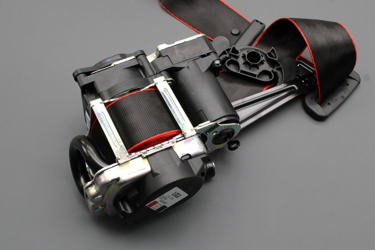 Audi RS4 RS5 2018-2025 3-point seat belt (front left) 8W0857705L VM1