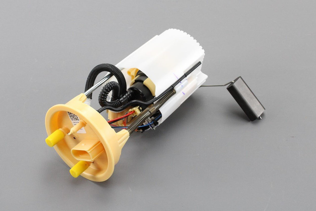 VW Crafter 2017-on fuel pump sender unit 2N0919050C, view 1