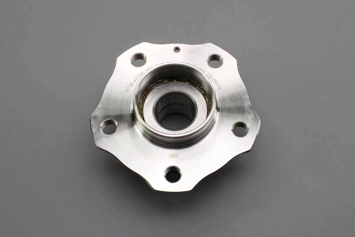 Audi A4 2016-on A5 2017-on A6 A7 wheel hub with bearing (x1) 8W0501611B, view 1