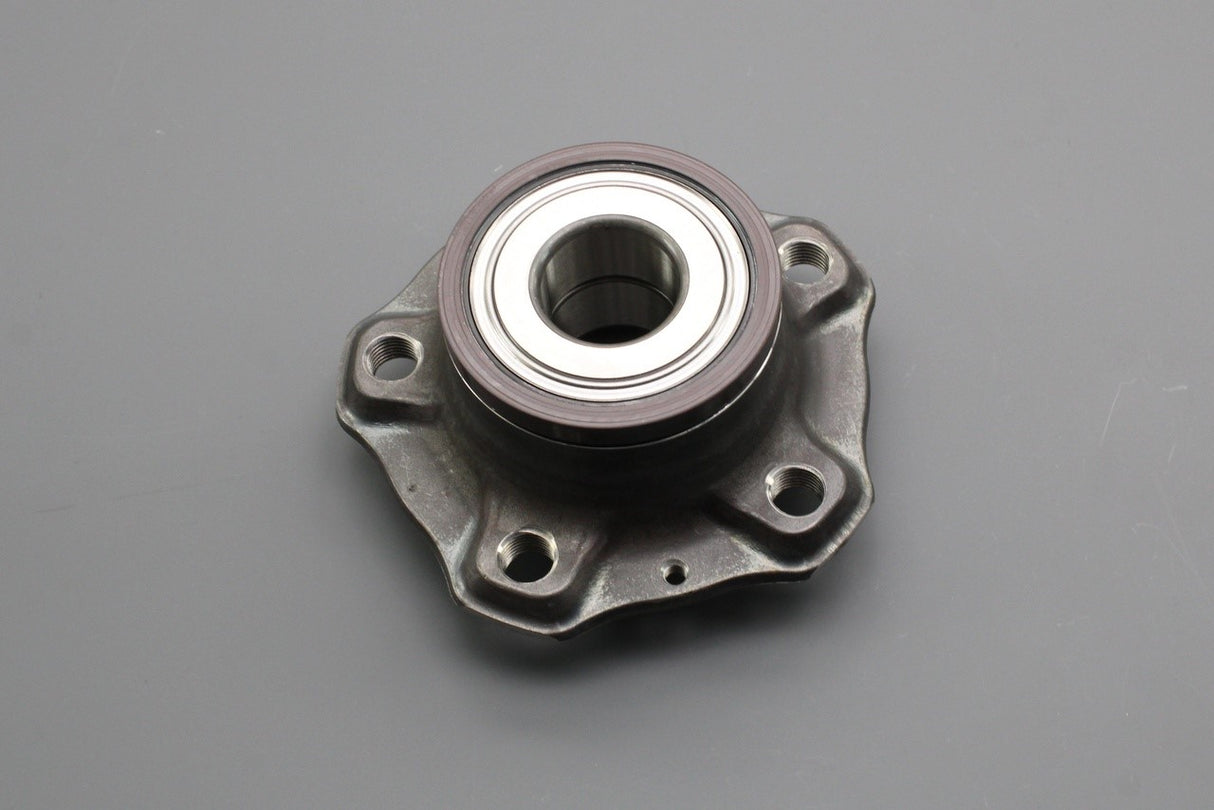 Audi A4 2016-on A5 2017-on A6 A7 wheel hub with bearing (x1) 8W0501611B