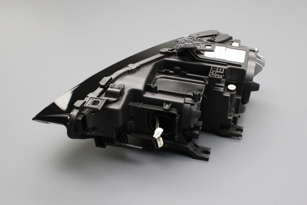 Audi A5 S5 RS5 2012-16 xenon headlight (right) 8T0941044D
