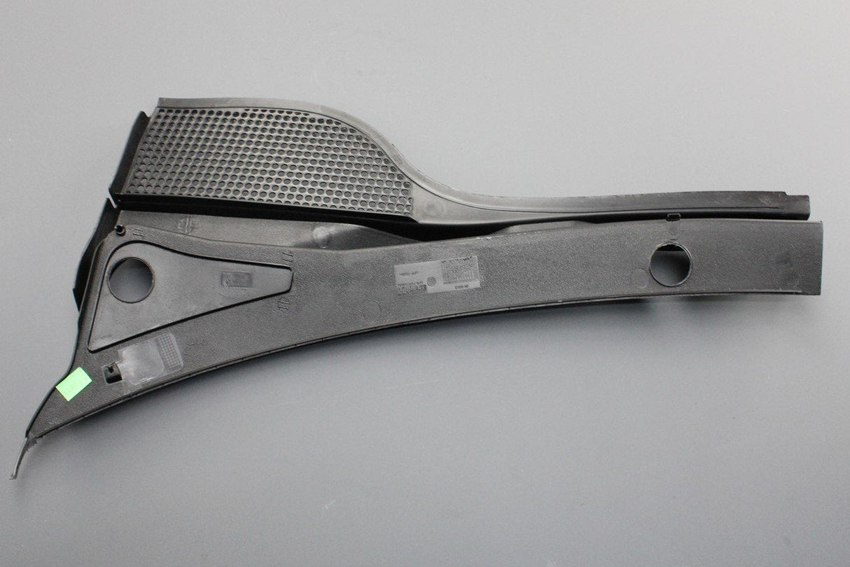 VW Scirocco 09-18 scuttle panel water deflector (right) 1K8819426E 9B9