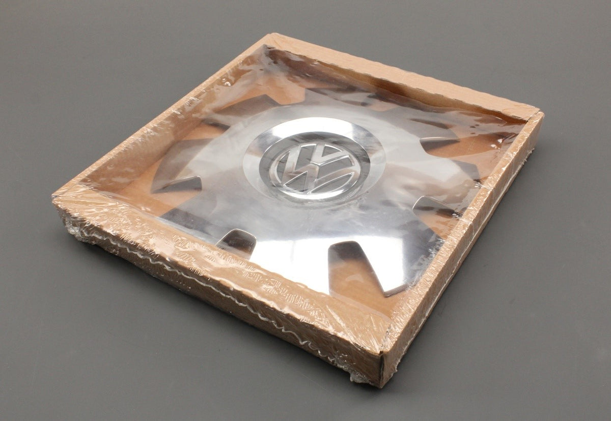 VW Beetle 2012-2019 chrome wheel trim hub cap (x1) 5C0601149C QZQ, view 1