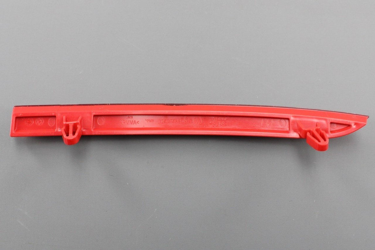 VW Golf Estate MK5-6 07-13 rear bumper reflector lens (left) 1K9945105A
