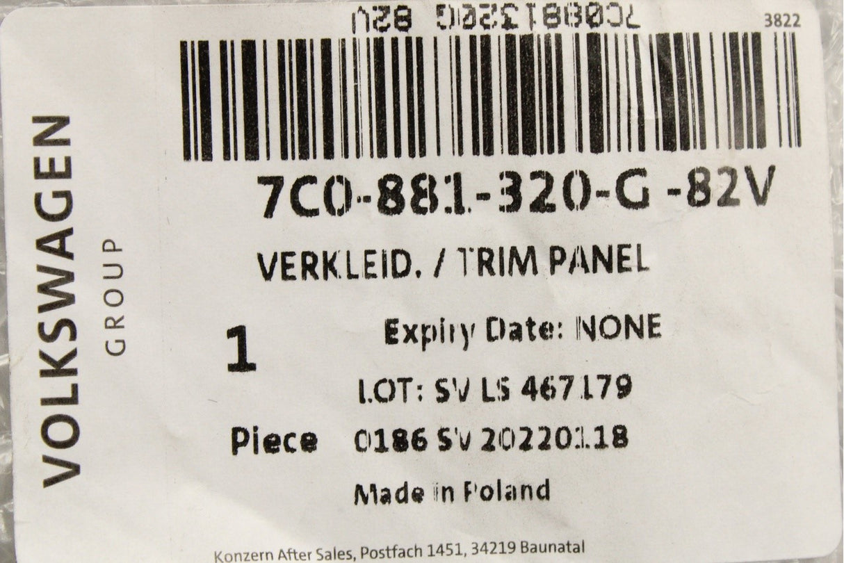 VW Crafter 2017-on front seat frame trim panel (right) 7C0881320G 82V